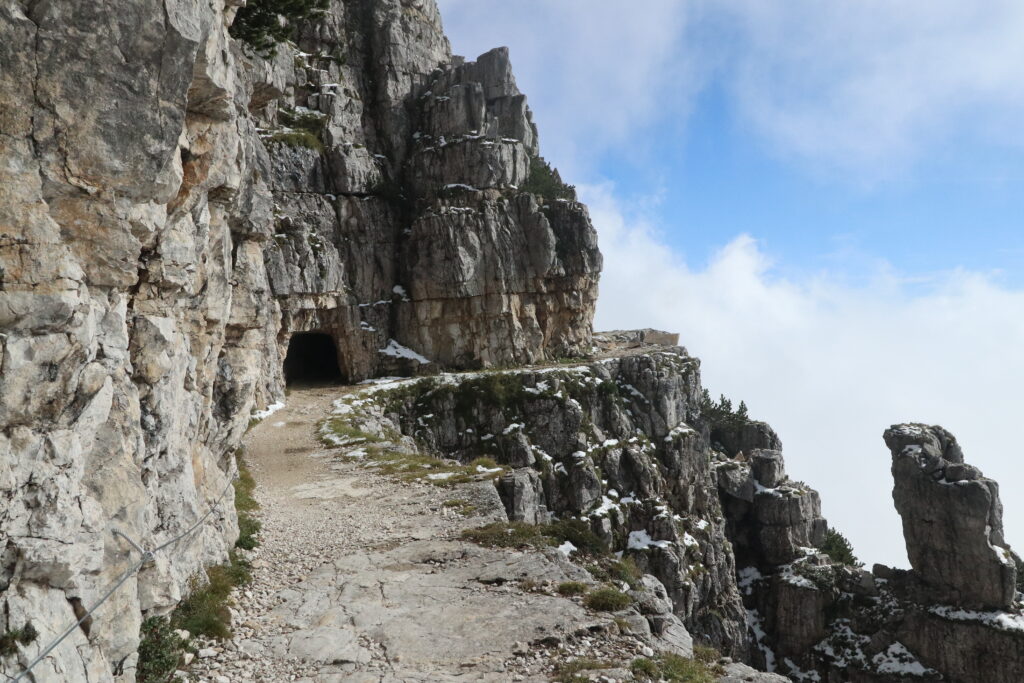 Strada delle 52 gallerie