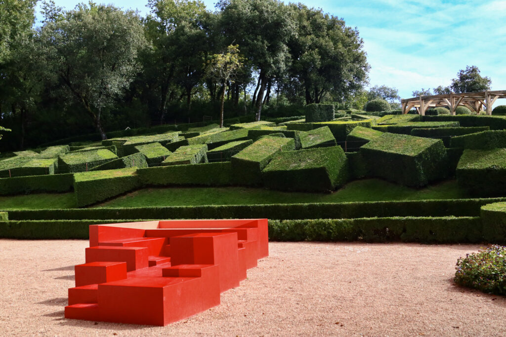 Artistic hedge designs